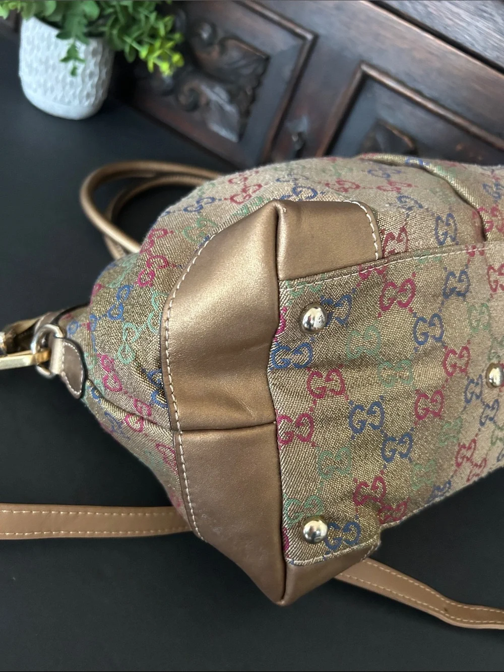 Beautiful bag beautiful shoulder